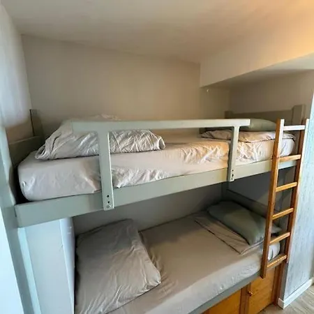 Apartman Sur La De Bonne Source Les Pieds Dans L'eau