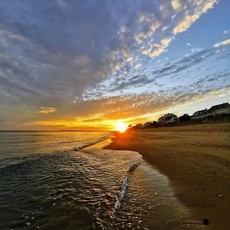 Sur La De Bonne Source Les Pieds Dans L'eau * Pornichet