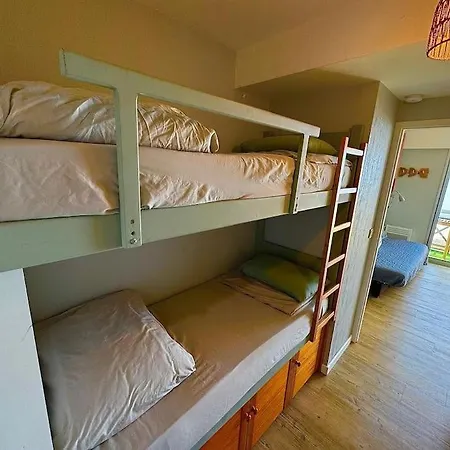 Sur La De Bonne Source Les Pieds Dans L'eau Apartman