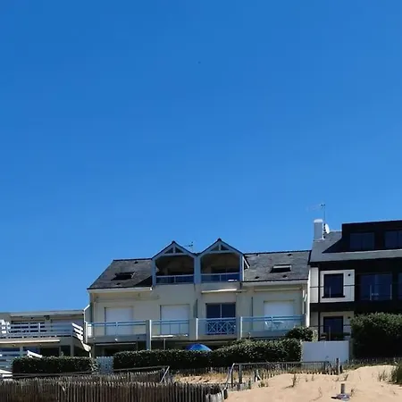 Sur La De Bonne Source Les Pieds Dans L'eau Apartament *