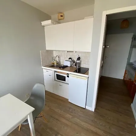 Sur La De Bonne Source Les Pieds Dans L'eau Apartament *