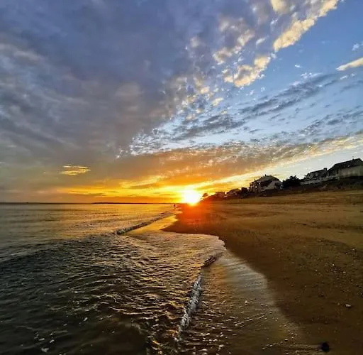 Sur La De Bonne Source Les Pieds Dans L'eau * Pornichet